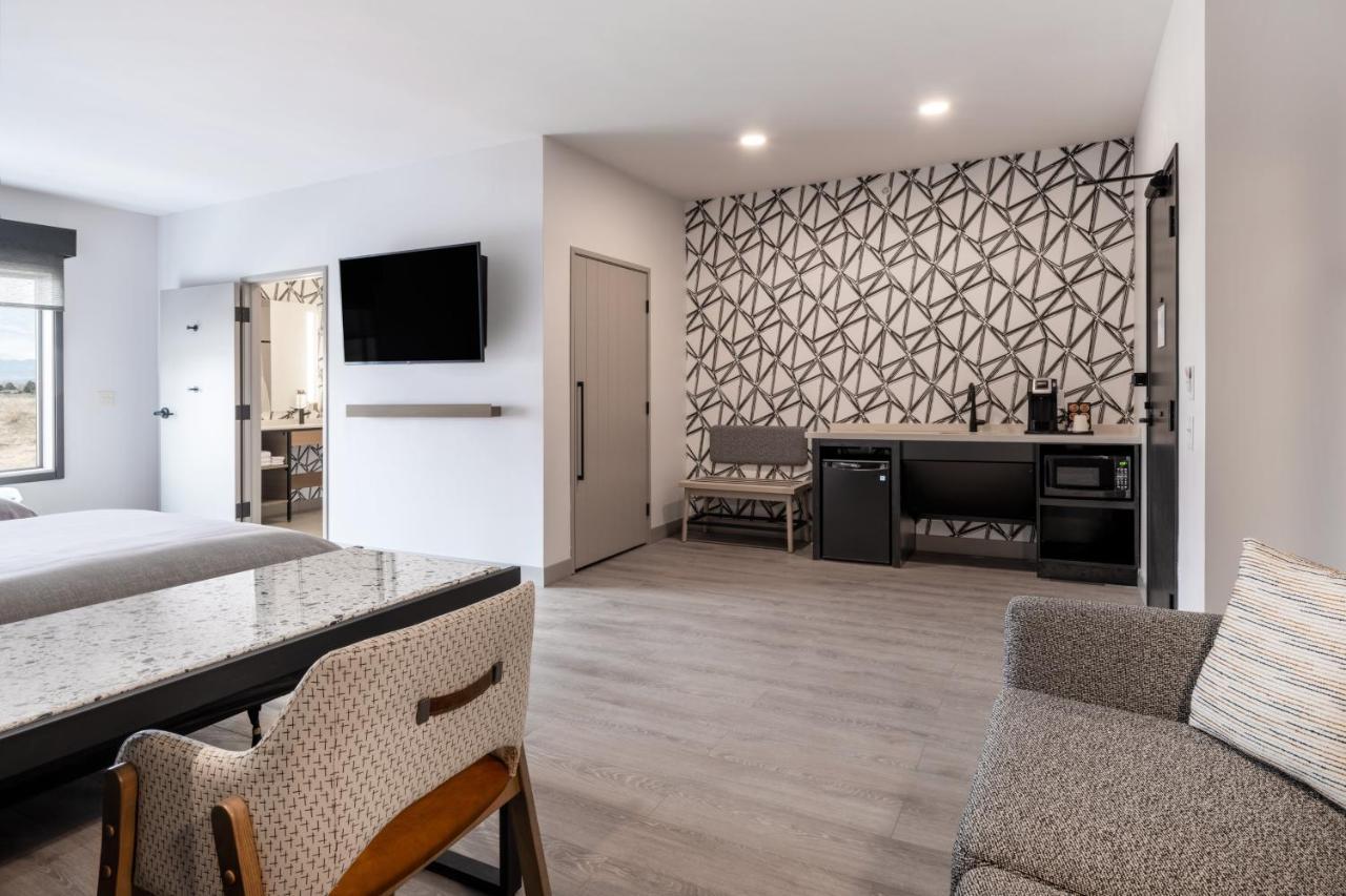 Atwell Suites - Denver Airport Tower Road By Ihg Luaran gambar