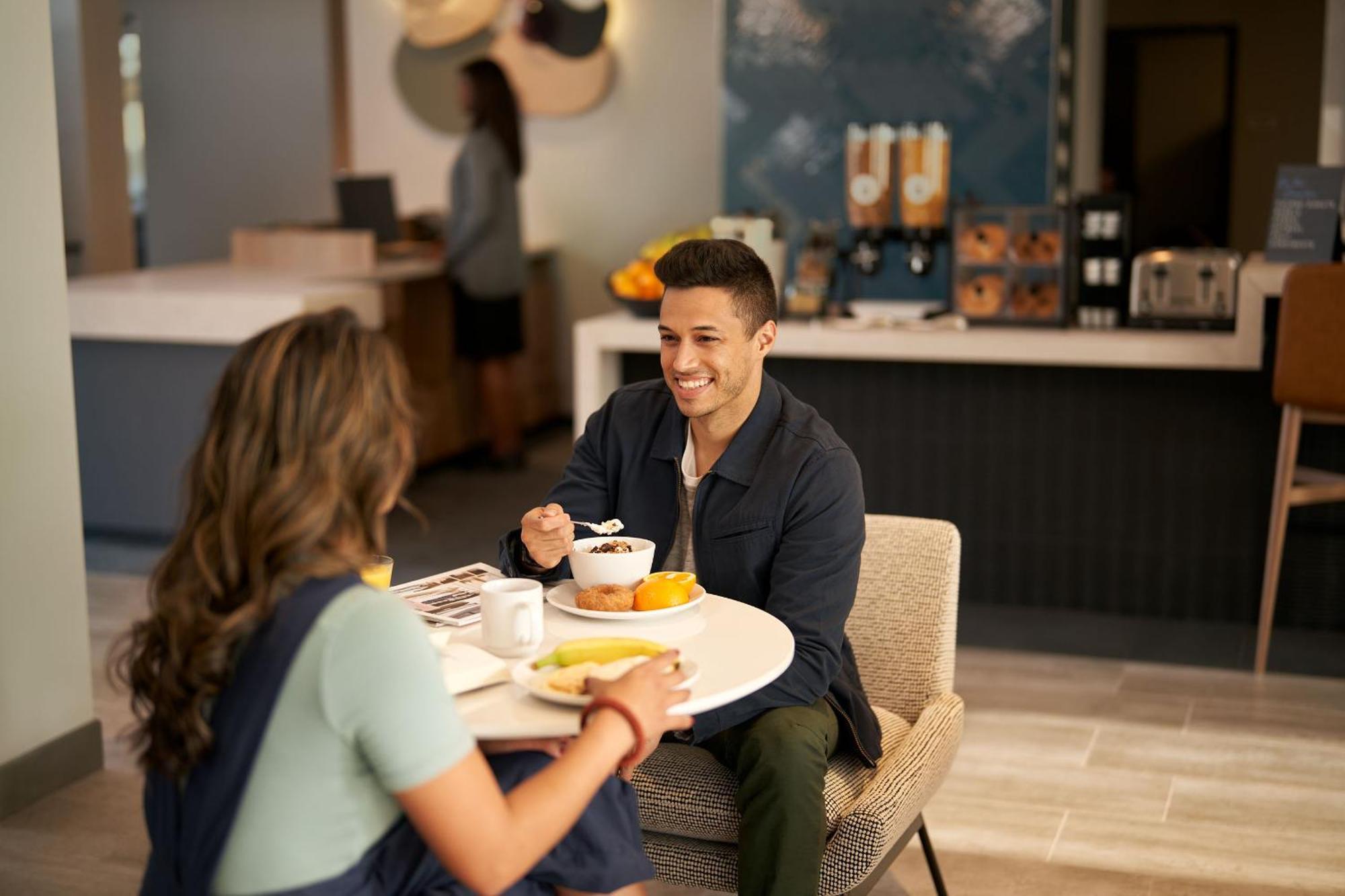 Atwell Suites - Denver Airport Tower Road By Ihg Luaran gambar